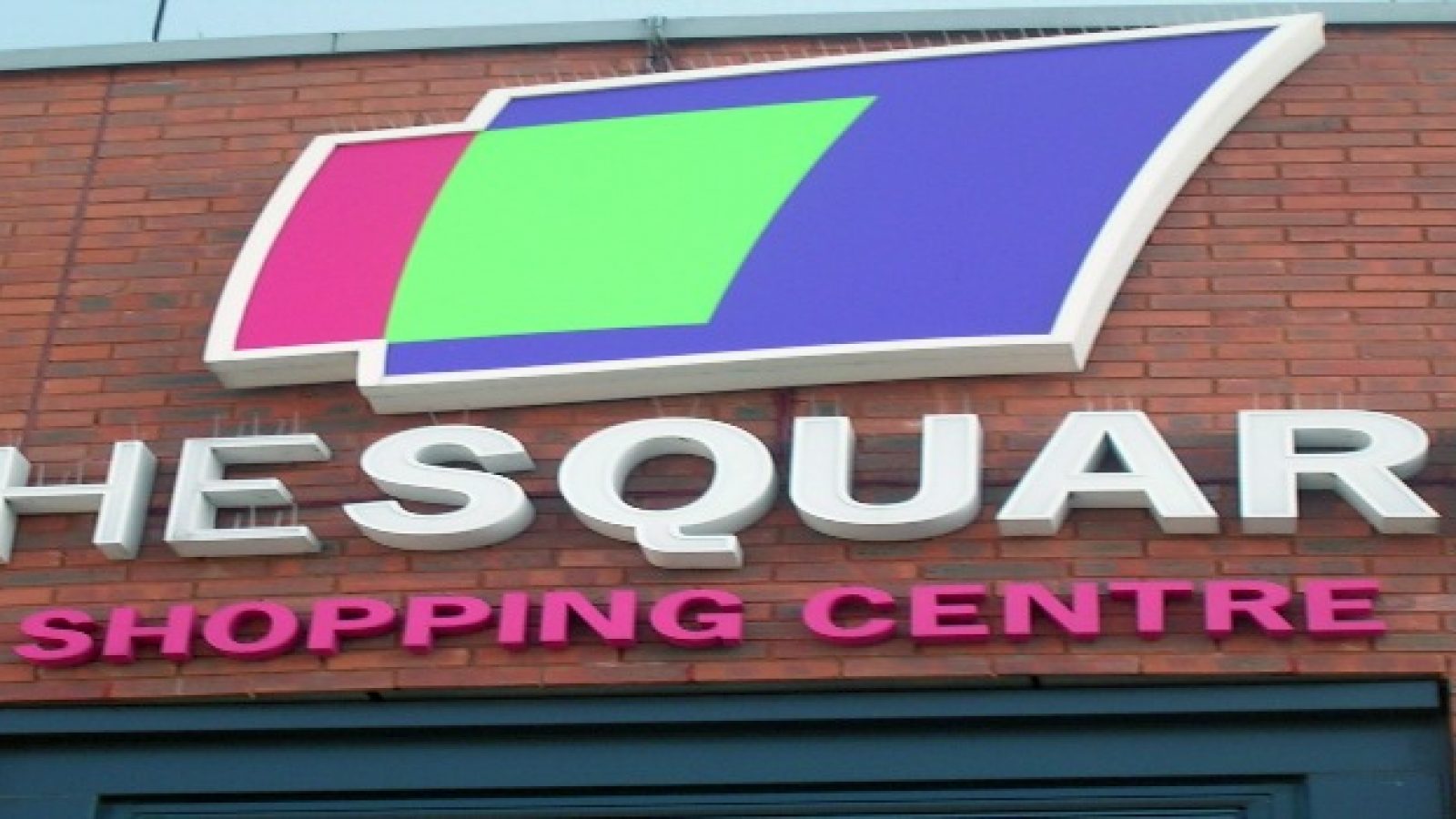 The_Square_Shopping_Centre,_Sale-2