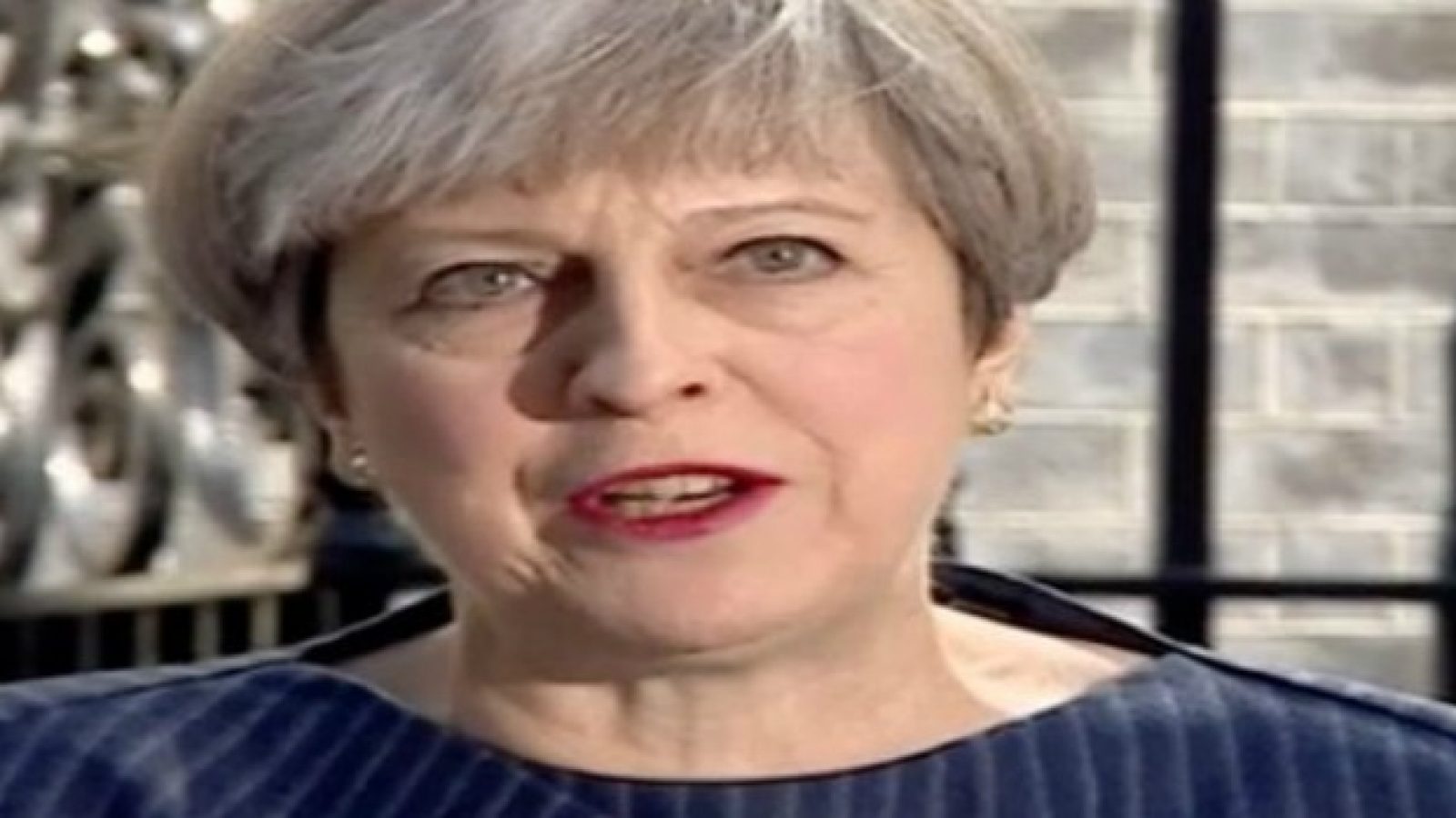 theresa-may-calls-snap-election-2